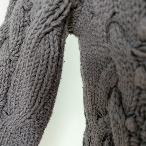 Y2K Banana Republic Cable Knit Sweater XS Gray Vneck Elena Bella Academia Chunky - Picture 9 of 10